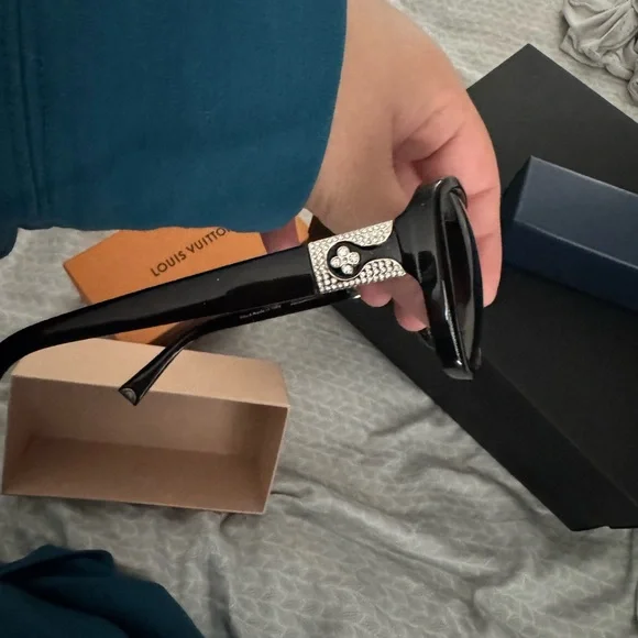 Louis Vuitton Orange Box - Picture 2 of 4